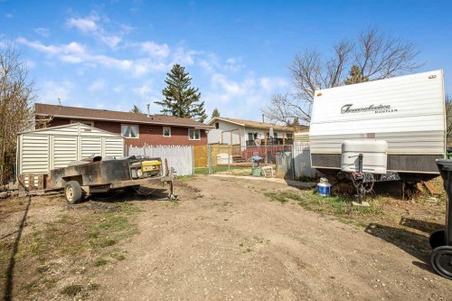 13 Park Road, Strathmore, AB - Outdoor With Exterior
