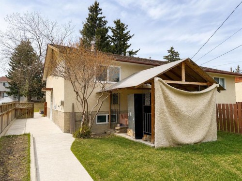 422 40 Street Ne, Calgary, AB - Outdoor