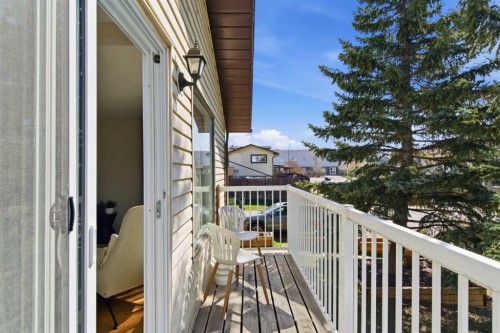 7 Jensen Crescent Ne, Airdrie, AB - Outdoor With Balcony With Exterior