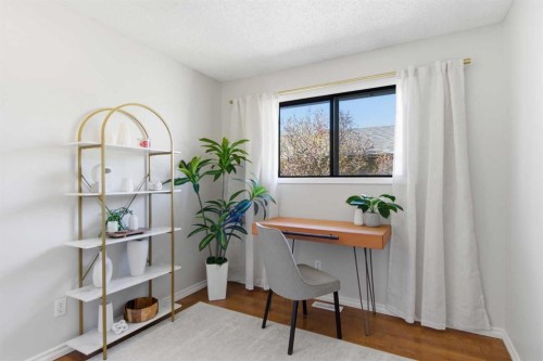 7 Jensen Crescent Ne, Airdrie, AB - Indoor Photo Showing Other Room