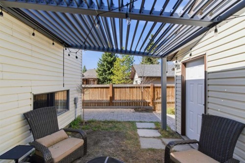 7 Jensen Crescent Ne, Airdrie, AB - Outdoor With Deck Patio Veranda With Exterior