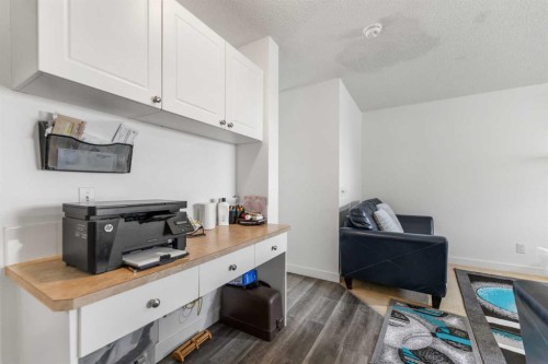 100 Saddlecrest Boulevard Ne, Calgary, AB - Indoor