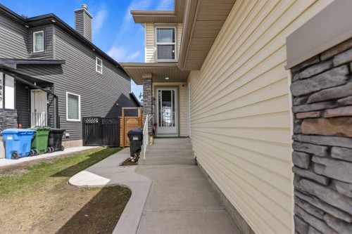 100 Saddlecrest Boulevard Ne, Calgary, AB - Outdoor With Exterior