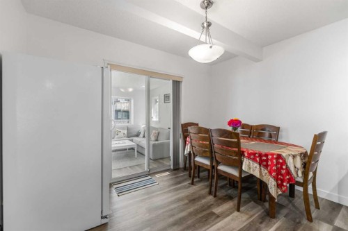 100 Saddlecrest Boulevard Ne, Calgary, AB - Indoor Photo Showing Dining Room