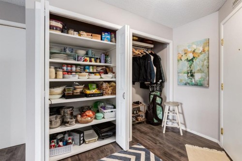 1414-12 Cimarron Common, Okotoks, AB - Indoor