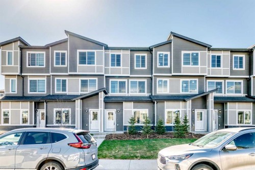 21 Cornergate Place Ne, Calgary, AB - Outdoor With Facade