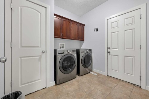 64 Cranridge Crescent Se, Calgary, AB - Indoor Photo Showing Other Room
