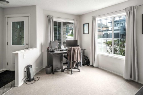 4 Springbank Bay Sw, Calgary, AB - Indoor Photo Showing Office