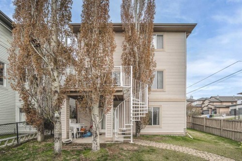 4 Springbank Bay Sw, Calgary, AB - Outdoor