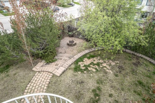 4 Springbank Bay Sw, Calgary, AB - Outdoor