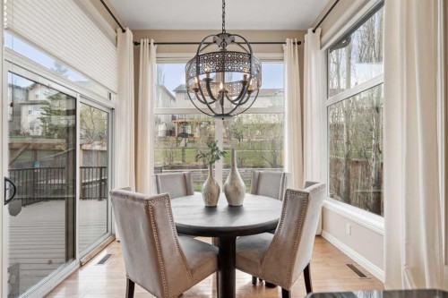 134 Panamount Rise Nw, Calgary, AB - Indoor Photo Showing Dining Room