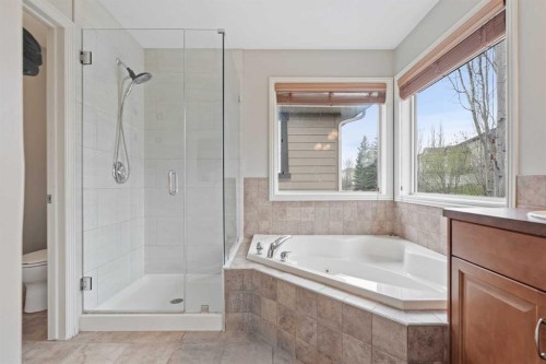134 Panamount Rise Nw, Calgary, AB - Indoor Photo Showing Bathroom