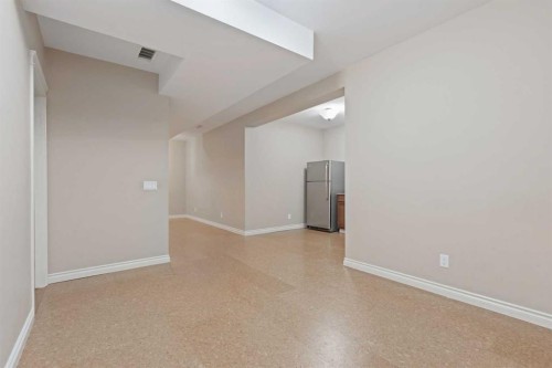 134 Panamount Rise Nw, Calgary, AB - Indoor Photo Showing Other Room