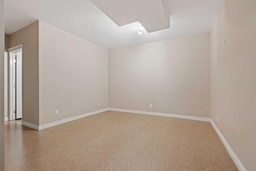 134 Panamount Rise Nw, Calgary, AB - Indoor Photo Showing Other Room
