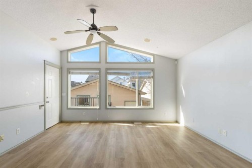 252 Prestwick Heights Se, Calgary, AB - Indoor Photo Showing Other Room