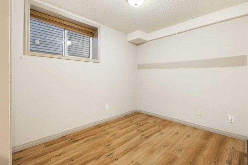 252 Prestwick Heights Se, Calgary, AB - Indoor Photo Showing Other Room
