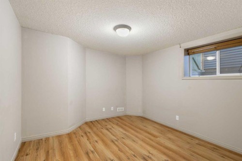 252 Prestwick Heights Se, Calgary, AB - Indoor Photo Showing Other Room
