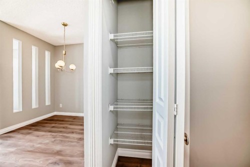 2-132 Rockyledge View Nw, Calgary, AB - Indoor