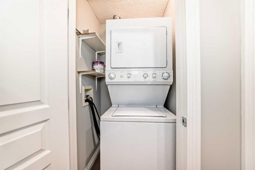 2-132 Rockyledge View Nw, Calgary, AB - Indoor Photo Showing Laundry Room