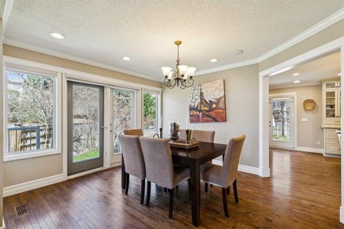 256 Sirocco Place Sw, Calgary, AB - Indoor Photo Showing Dining Room