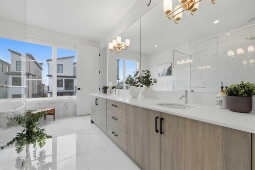 13 Coulee Crescent Sw, Calgary, AB 