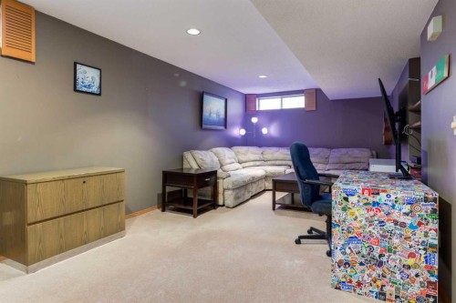 159 Macewan Drive Nw, Calgary, AB - Indoor