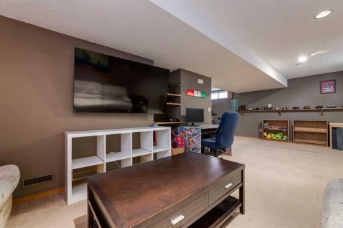 159 Macewan Drive Nw, Calgary, AB - Indoor