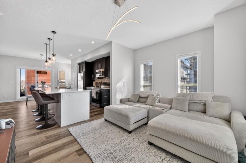 220 Harvest Grove Walk Ne, Calgary, AB - Indoor Photo Showing Other Room