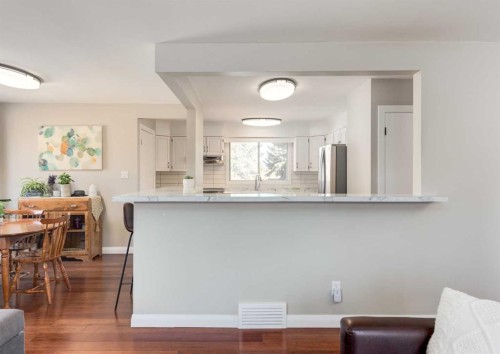 10012 Oakfield Drive Sw, Calgary, AB - Indoor Photo Showing Other Room