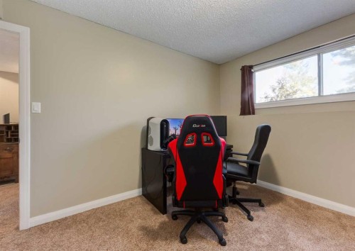 10012 Oakfield Drive Sw, Calgary, AB - Indoor Photo Showing Office