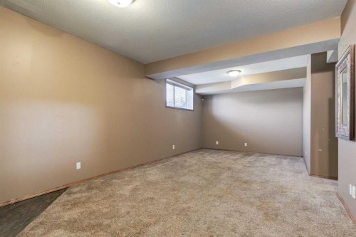 15 Barber Street Nw, Langdon, AB - Indoor