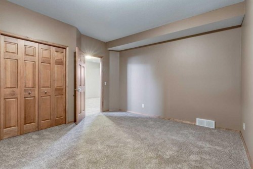 15 Barber Street Nw, Langdon, AB - Indoor Photo Showing Other Room