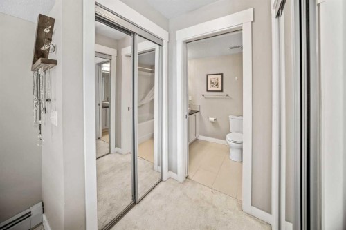 3415-11 Mahogany Row Se, Calgary, AB - Indoor Photo Showing Bathroom