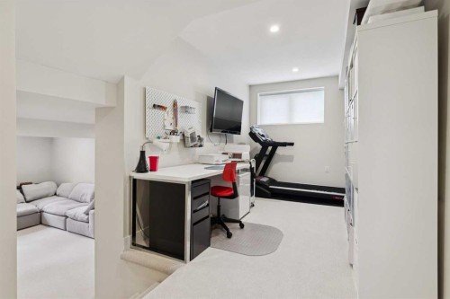 28 Calandar Road Nw, Calgary, AB - Indoor Photo Showing Office