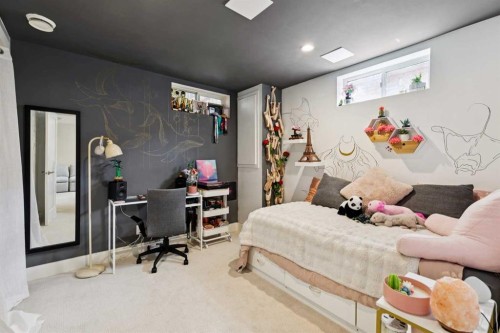 28 Calandar Road Nw, Calgary, AB - Indoor