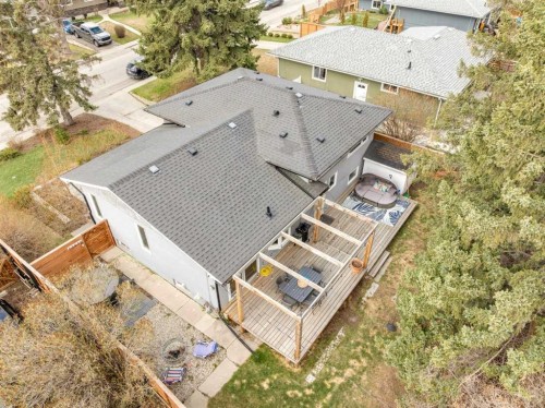28 Calandar Road Nw, Calgary, AB - Outdoor