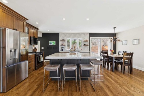 28 Calandar Road Nw, Calgary, AB - Indoor