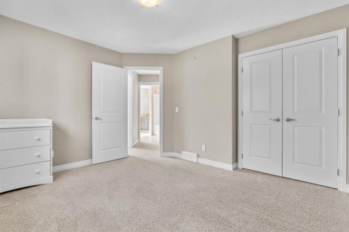 40 Masters Common Se, Calgary, AB - Indoor