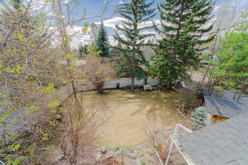 1239 Beverley Boulevard Sw, Calgary, AB - Outdoor
