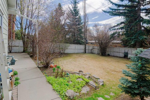 1239 Beverley Boulevard Sw, Calgary, AB - Outdoor