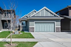 30 Highwood Drive NWOkotoks, AB T1S 5S3