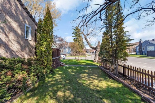 426 8 Avenue Ne, Calgary, AB - Outdoor