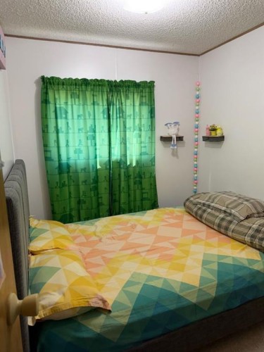 5302 Birch Road, Olds, AB - Indoor Photo Showing Bedroom