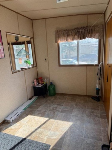 5302 Birch Road, Olds, AB - Indoor Photo Showing Other Room
