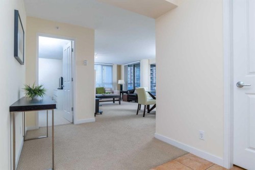 404-1108 6 Avenue Sw, Calgary, AB - Indoor Photo Showing Other Room