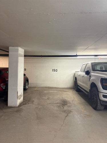 809-550 Riverfront Avenue Se, Calgary, AB - Indoor Photo Showing Garage