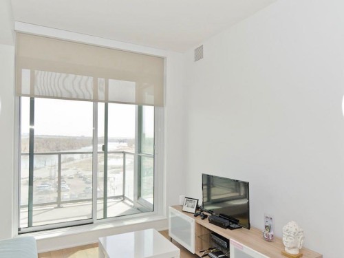 809-550 Riverfront Avenue Se, Calgary, AB - Indoor