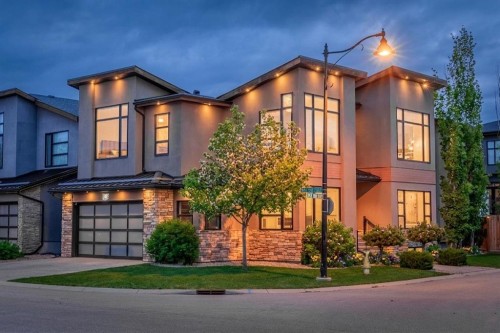 81 West Point Close Sw, Calgary, AB - Outdoor With Facade