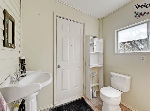5136 54 Avenue, Stavely, AB - Indoor Photo Showing Bathroom