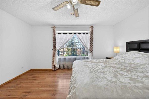 124 Martinwood Court Ne, Calgary, AB - Indoor Photo Showing Bedroom